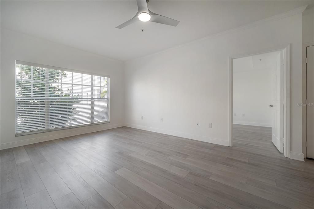For Rent: $3,200 (2 beds, 2 baths, 938 Square Feet)