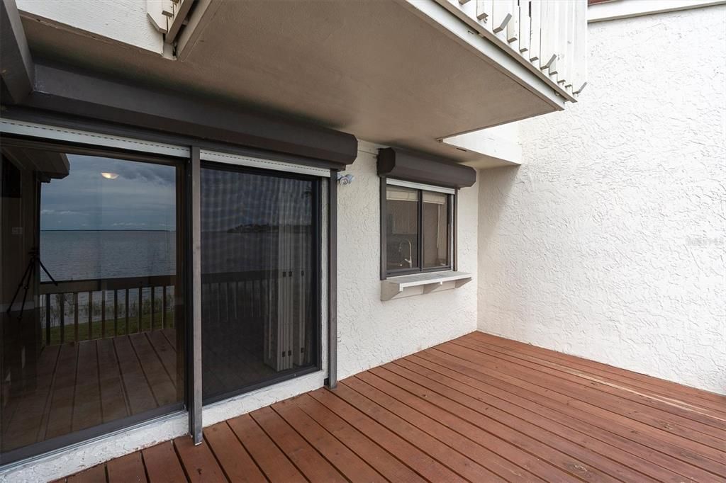 For Sale: $975,000 (3 beds, 2 baths, 1905 Square Feet)