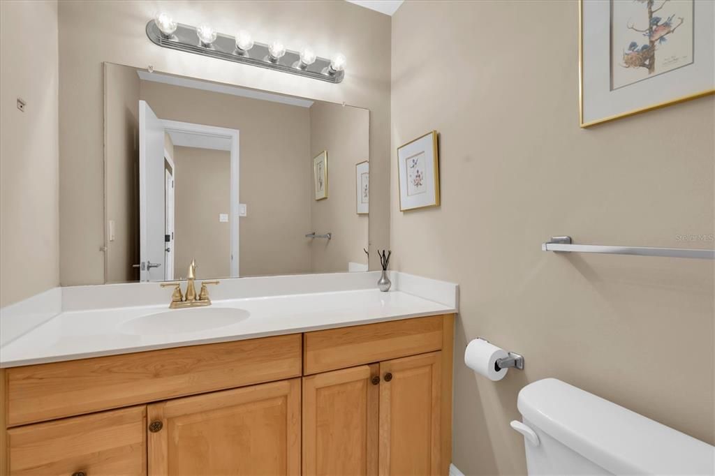 For Sale: $975,000 (3 beds, 2 baths, 1905 Square Feet)