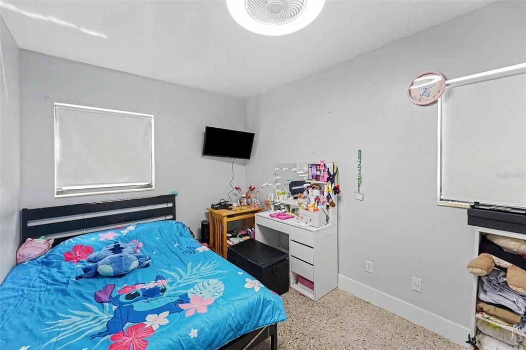 For Sale: $329,990 (3 beds, 2 baths, 1020 Square Feet)