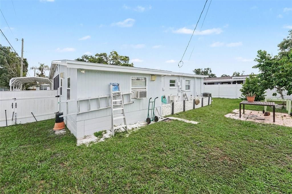 For Sale: $329,990 (3 beds, 2 baths, 1020 Square Feet)
