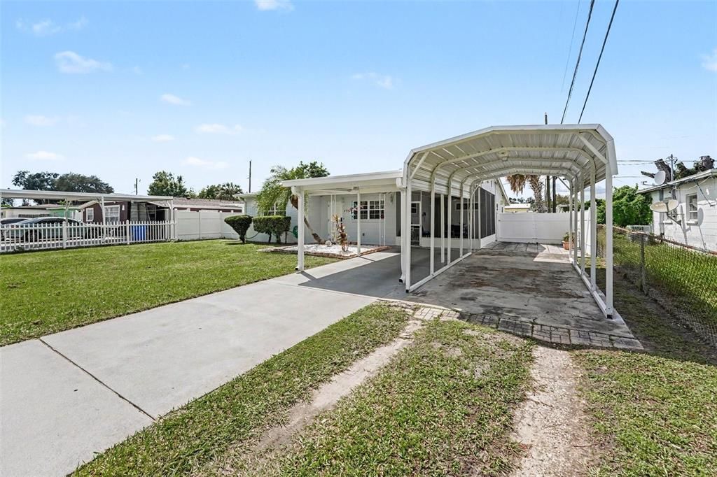 For Sale: $329,990 (3 beds, 2 baths, 1020 Square Feet)