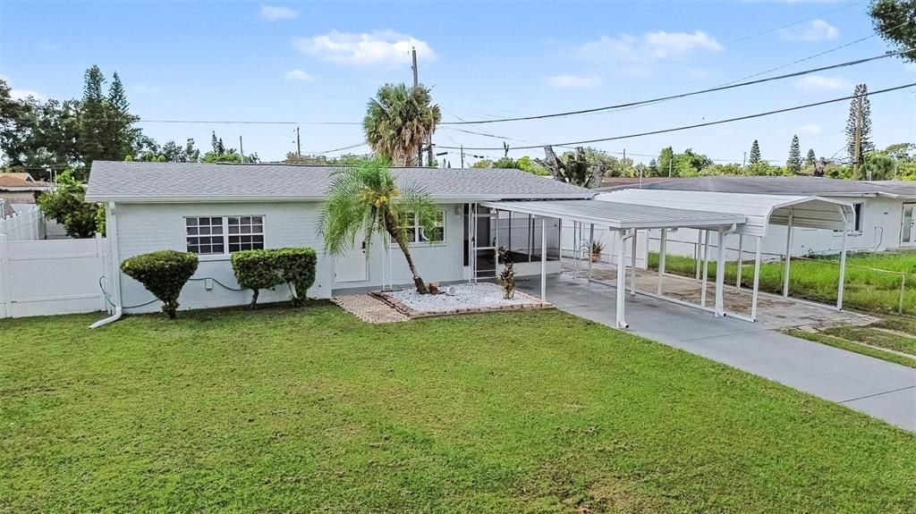 For Sale: $329,990 (3 beds, 2 baths, 1020 Square Feet)