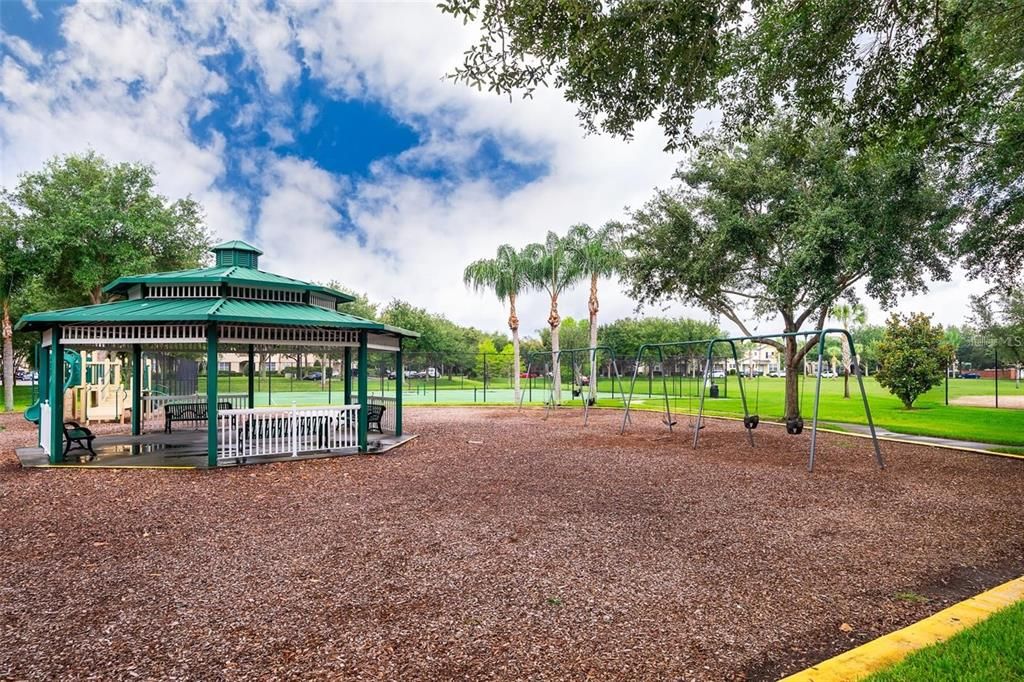 For Sale: $299,997 (2 beds, 2 baths, 1161 Square Feet)