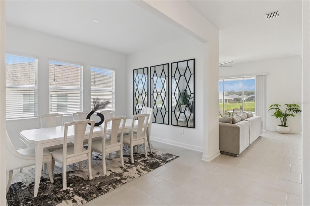 For Sale: $520,000 (4 beds, 3 baths, 2650 Square Feet)