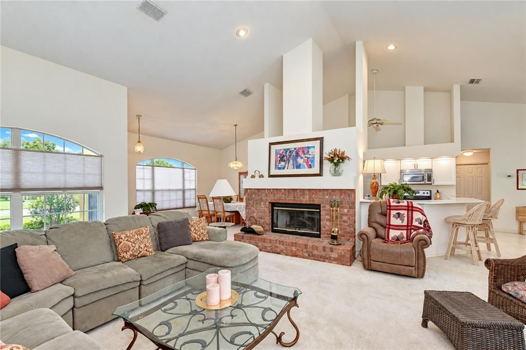 For Sale: $500,000 (4 beds, 3 baths, 2208 Square Feet)