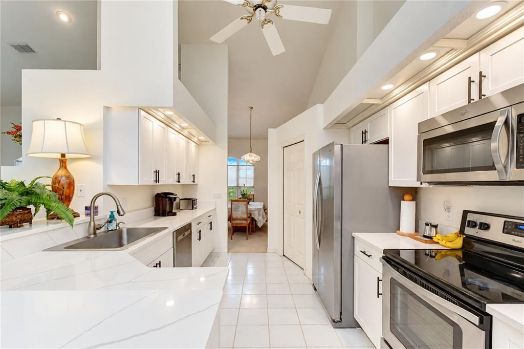 For Sale: $500,000 (4 beds, 3 baths, 2208 Square Feet)