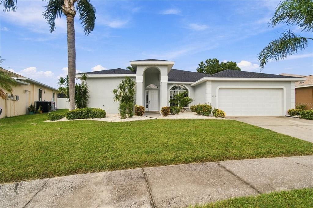 For Sale: $399,000 (3 beds, 2 baths, 1881 Square Feet)