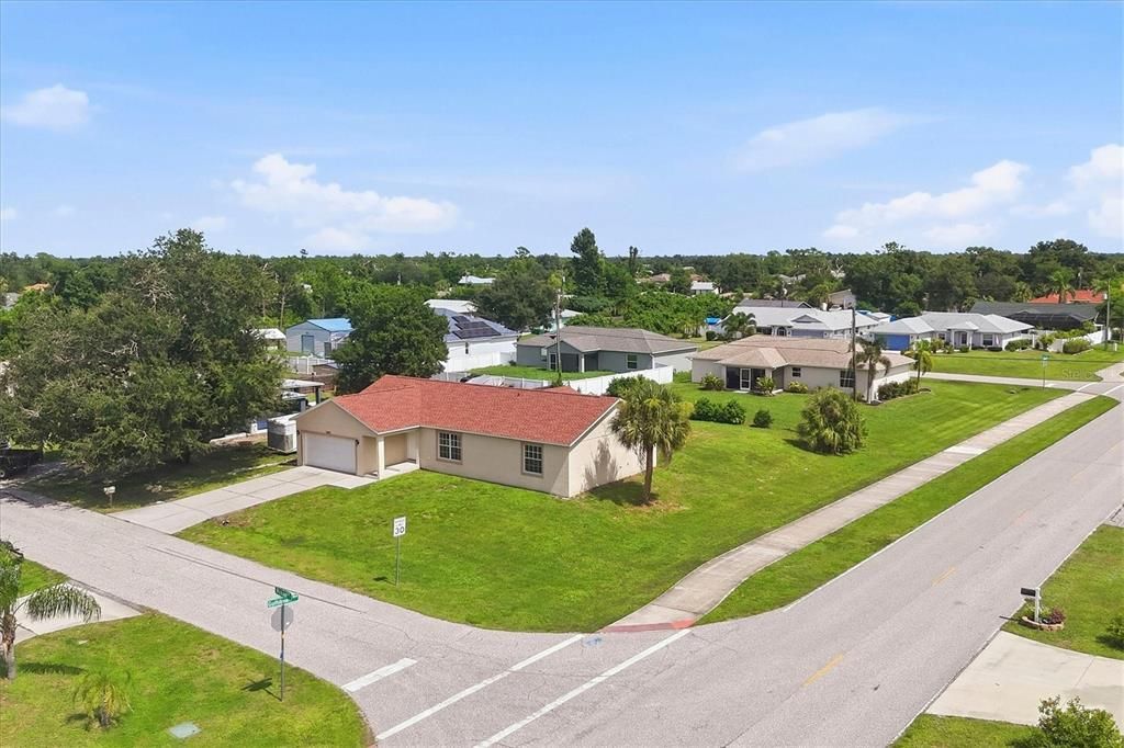 For Sale: $294,900 (3 beds, 2 baths, 1578 Square Feet)