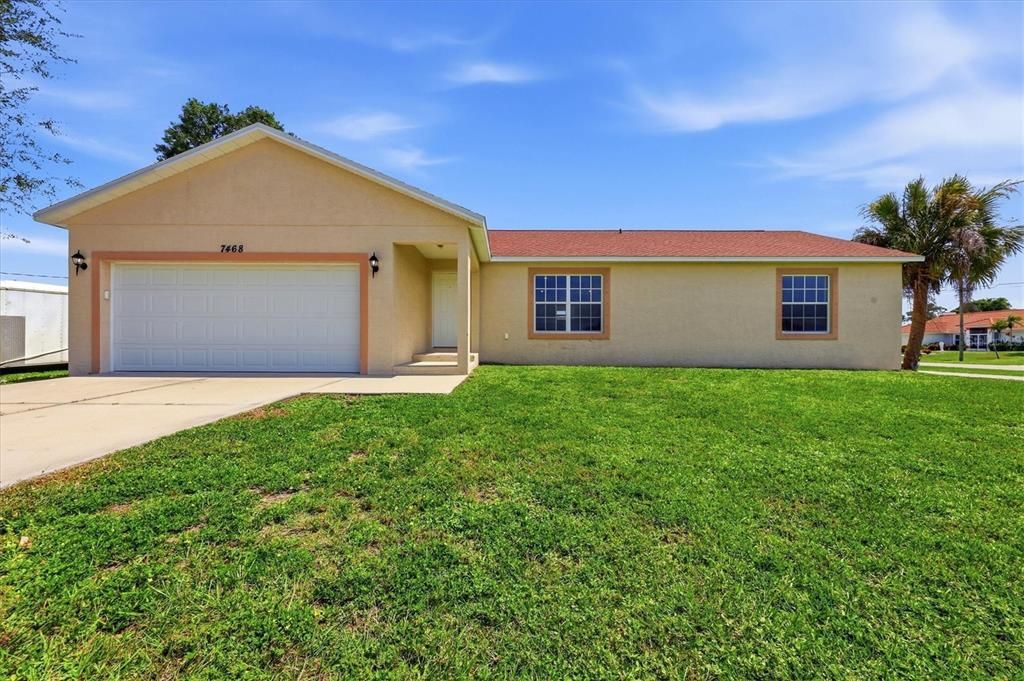 For Sale: $294,900 (3 beds, 2 baths, 1578 Square Feet)