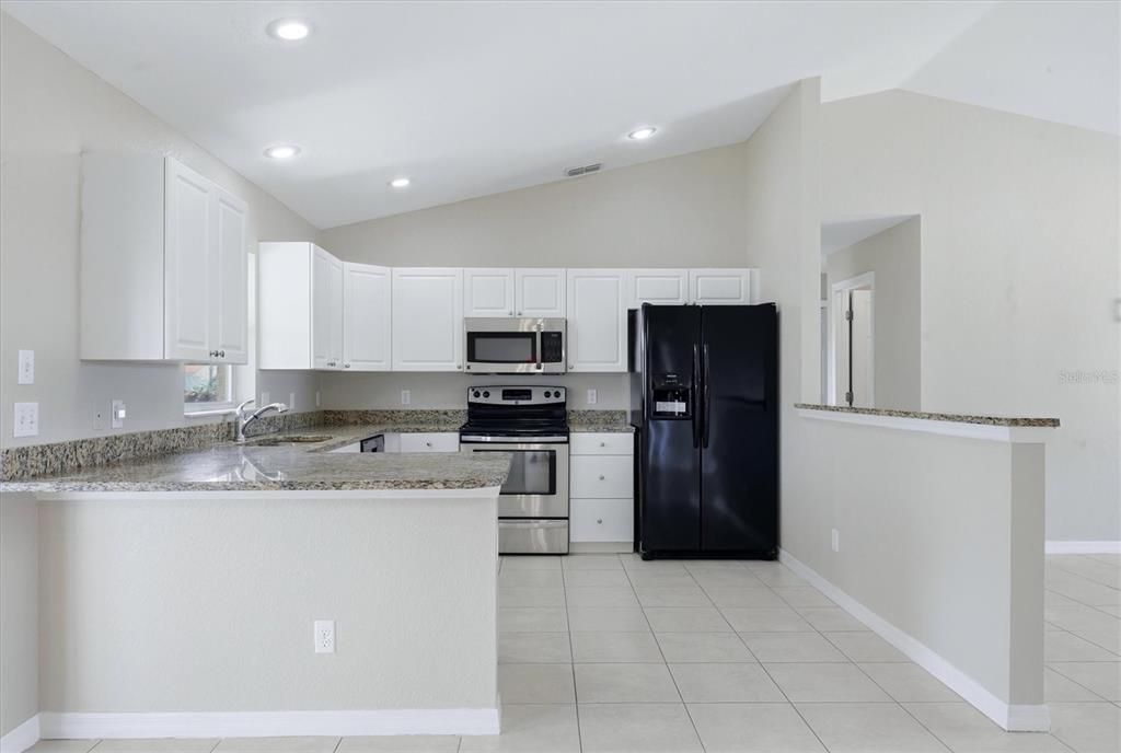 For Sale: $294,900 (3 beds, 2 baths, 1578 Square Feet)