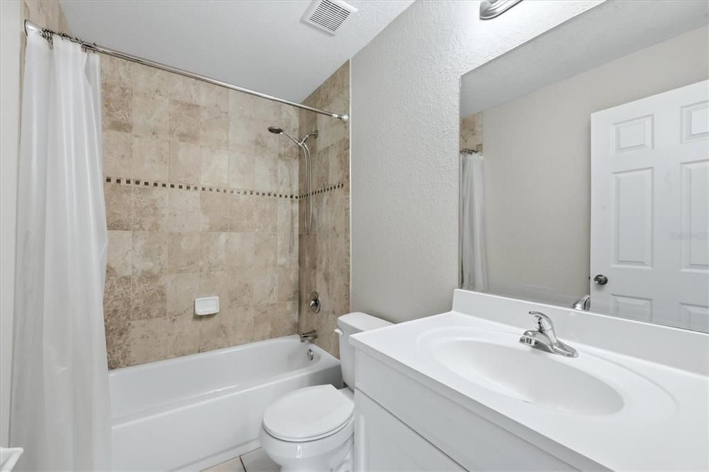 For Sale: $294,900 (3 beds, 2 baths, 1578 Square Feet)