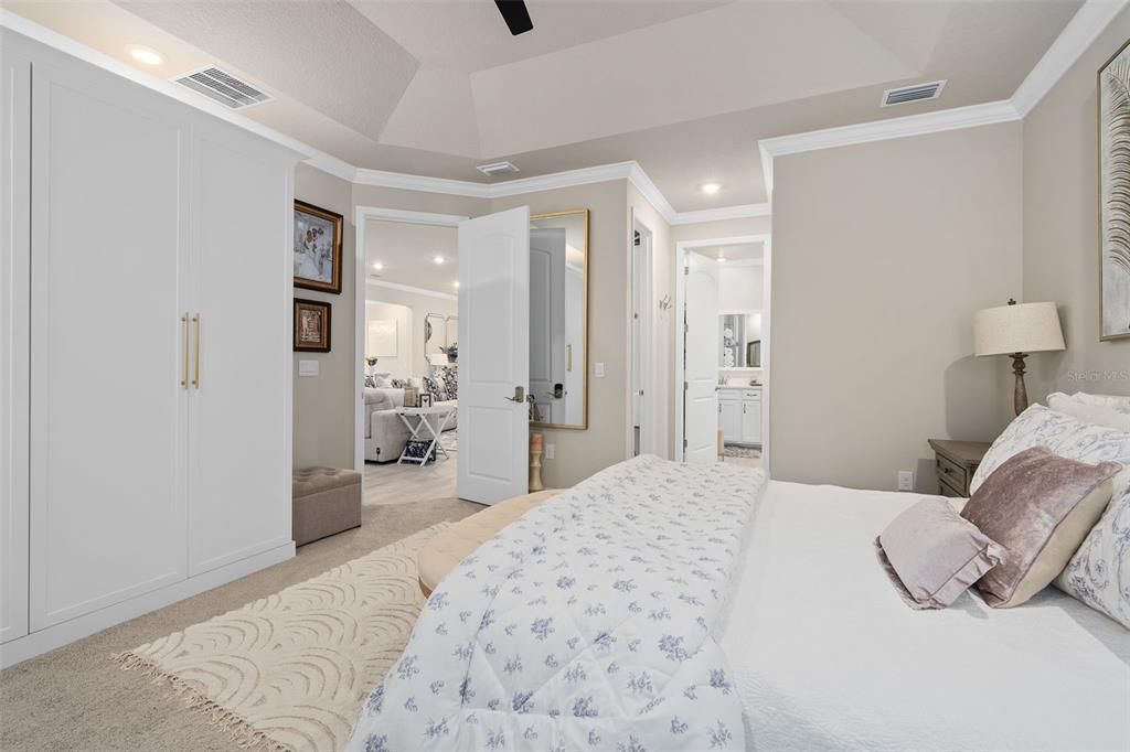 En Venta: $899,000 (4 camas, 3 baños, 2547 Pies cuadrados)