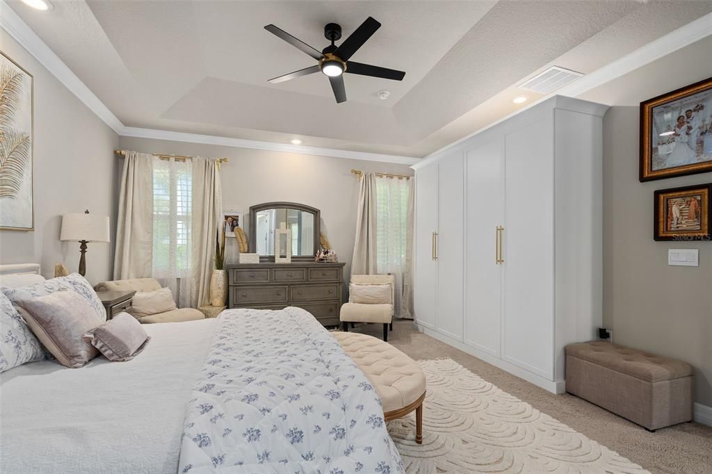 En Venta: $899,000 (4 camas, 3 baños, 2547 Pies cuadrados)