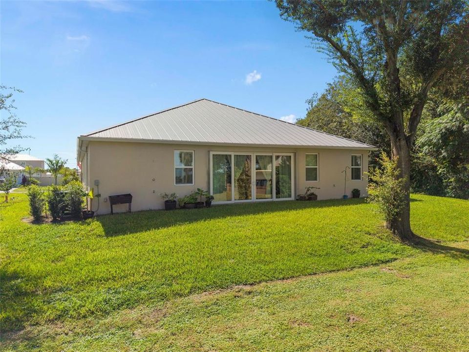 En Venta: $899,000 (4 camas, 3 baños, 2547 Pies cuadrados)