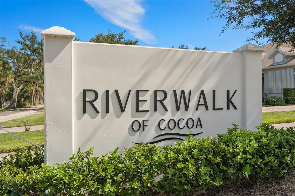 En Venta: $899,000 (4 camas, 3 baños, 2547 Pies cuadrados)