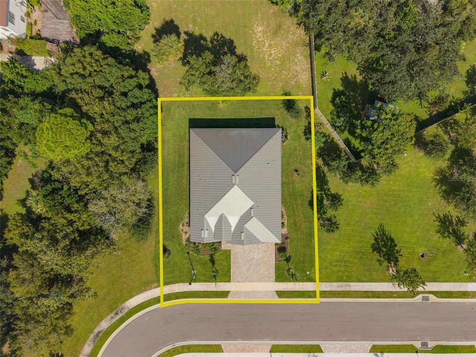 En Venta: $899,000 (4 camas, 3 baños, 2547 Pies cuadrados)