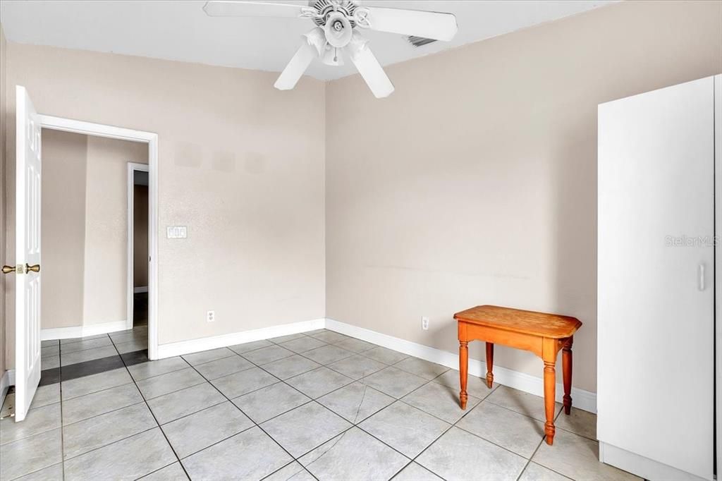 For Sale: $364,900 (6 beds, 0 baths, 2370 Square Feet)