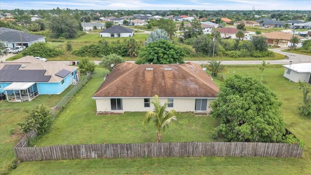 For Sale: $364,900 (6 beds, 0 baths, 2370 Square Feet)