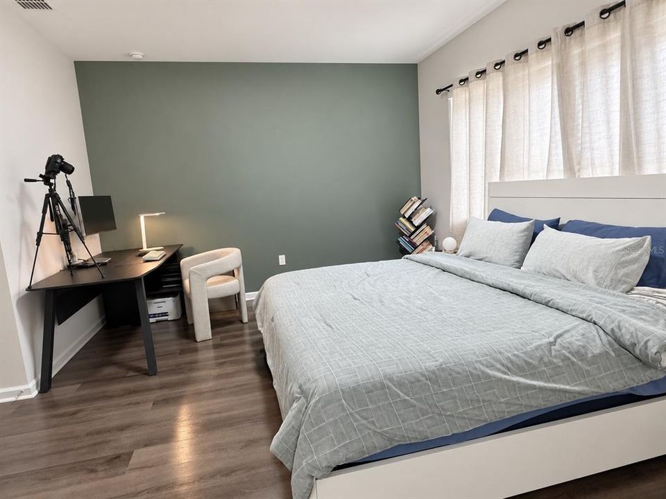 For Rent: $2,950 (3 beds, 2 baths, 1631 Square Feet)