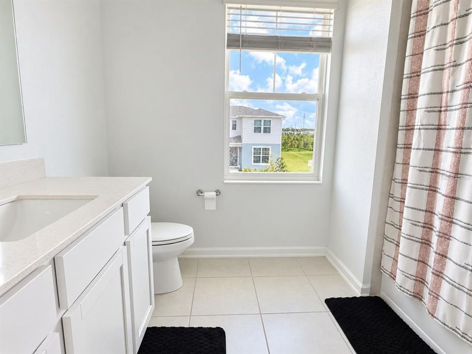 For Rent: $2,950 (3 beds, 2 baths, 1631 Square Feet)