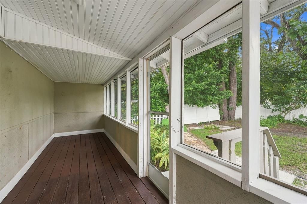 En Venta: $379,000 (2 camas, 1 baños, 672 Pies cuadrados)