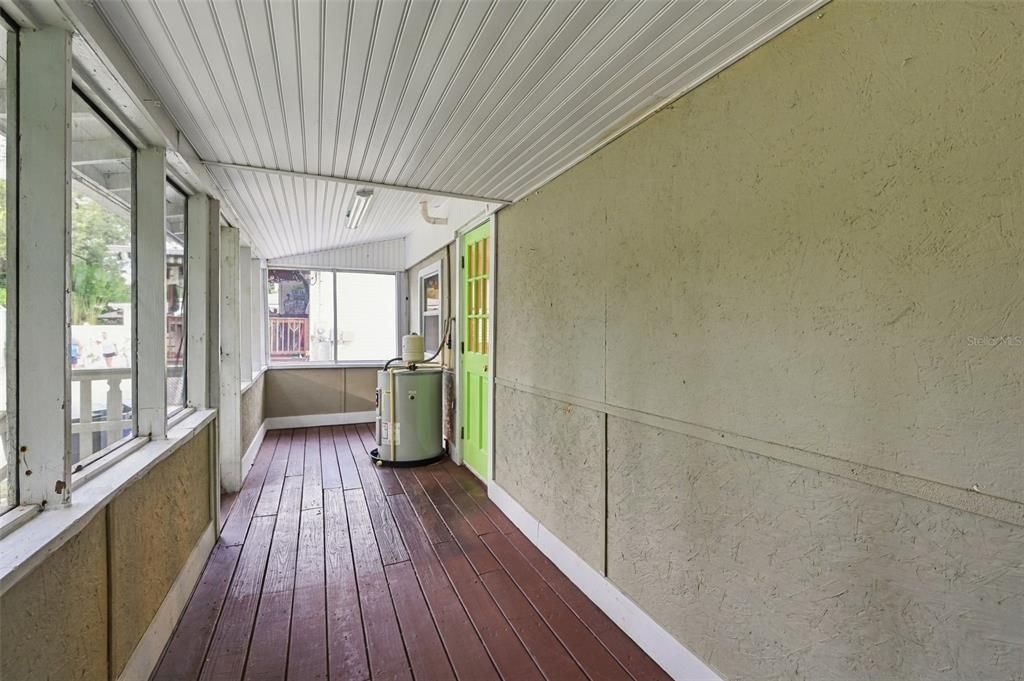 En Venta: $379,000 (2 camas, 1 baños, 672 Pies cuadrados)