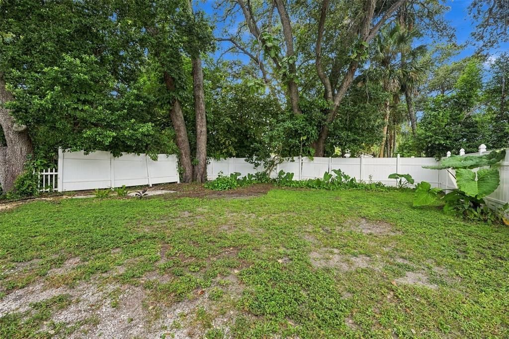 En Venta: $379,000 (2 camas, 1 baños, 672 Pies cuadrados)