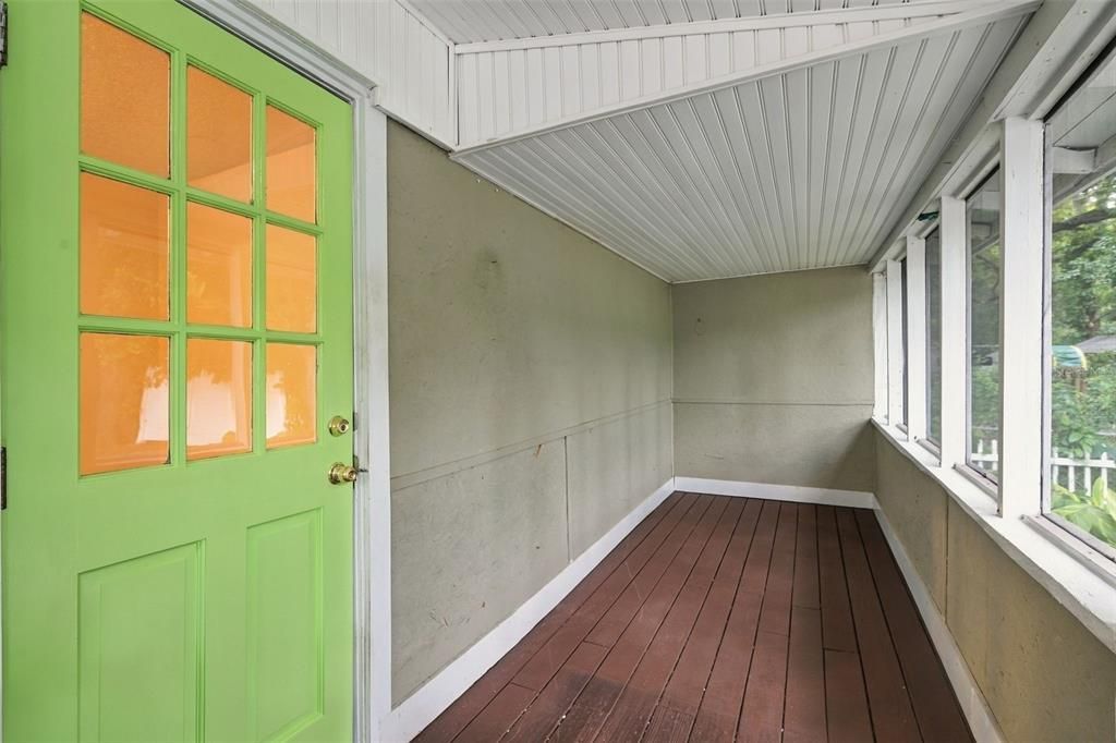 En Venta: $379,000 (2 camas, 1 baños, 672 Pies cuadrados)