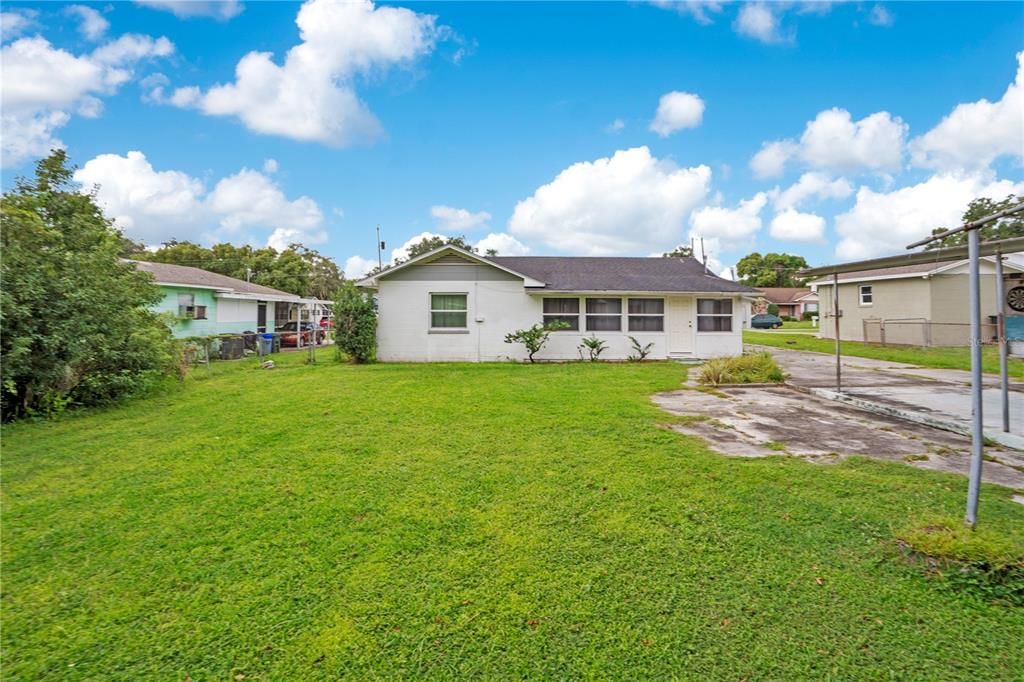 En Venta: $229,000 (2 camas, 1 baños, 1248 Pies cuadrados)