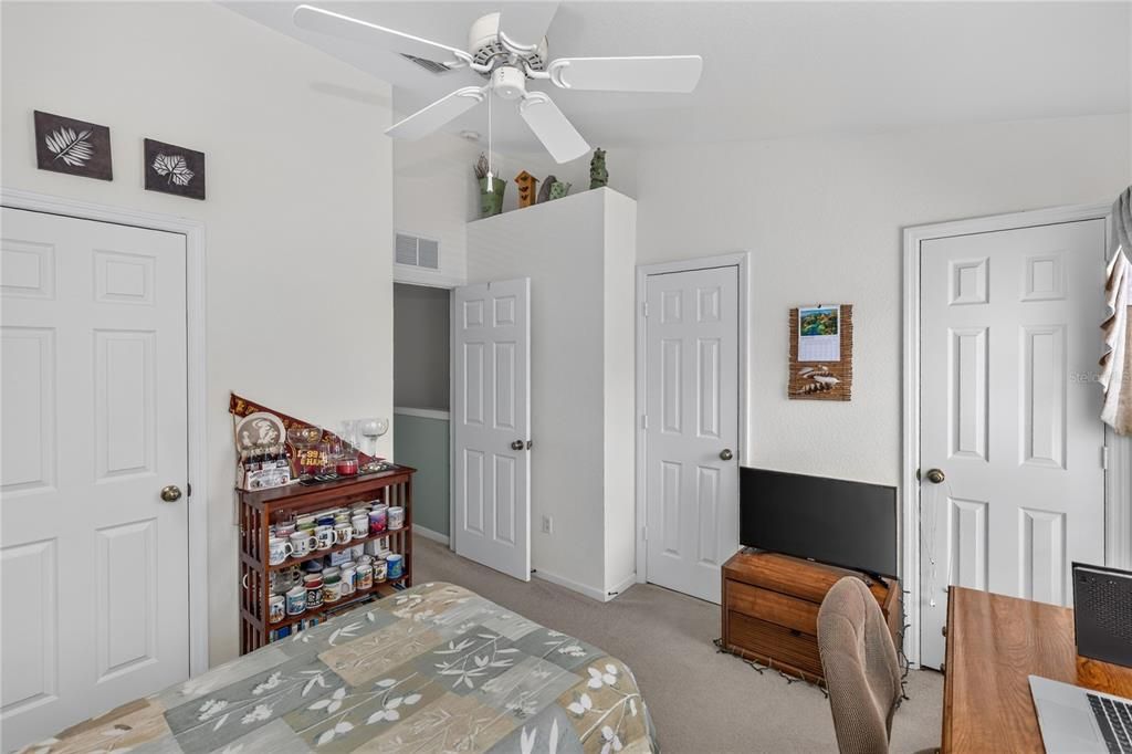 : $249,000 (2 camas, 2 baños, 1078 Pies cuadrados)