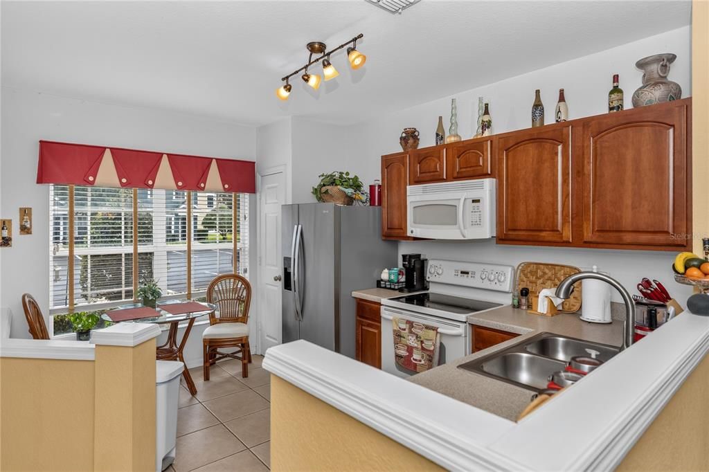 : $249,000 (2 camas, 2 baños, 1078 Pies cuadrados)