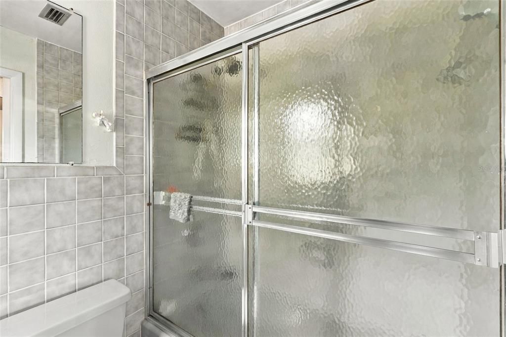 For Sale: $120,000 (2 beds, 2 baths, 942 Square Feet)