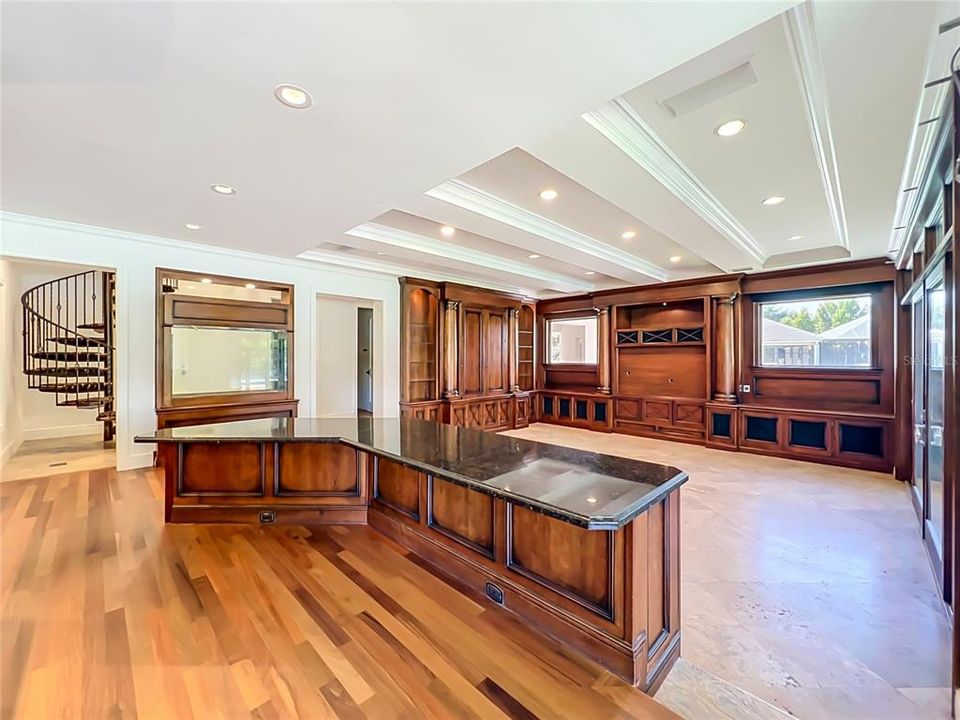 На продажу: $3,995,000 (6 спален, 7 ванн, 10059 Квадратных фут)