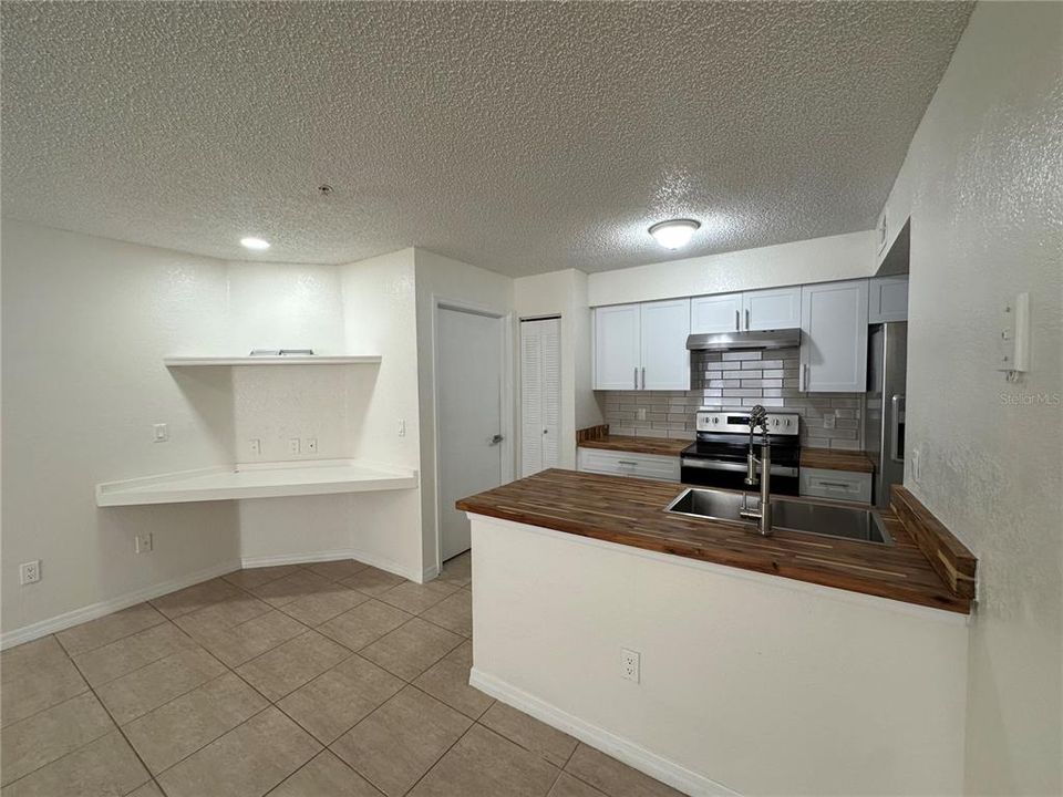 For Rent: $1,600 (2 beds, 2 baths, 1026 Square Feet)