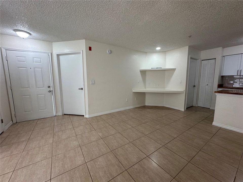 For Rent: $1,600 (2 beds, 2 baths, 1026 Square Feet)