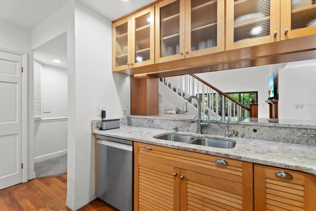 En Venta: $670,000 (3 camas, 2 baños, 1912 Pies cuadrados)