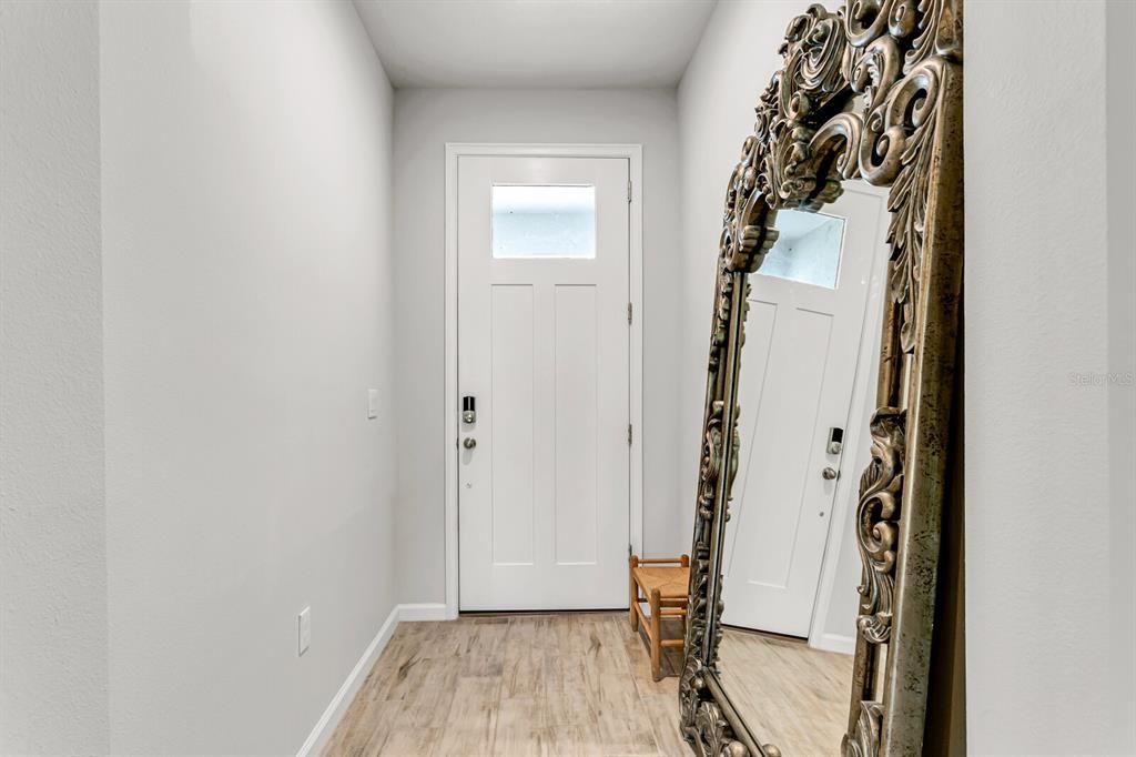 En Renta: $2,695 (3 camas, 2 baños, 1716 Pies cuadrados)