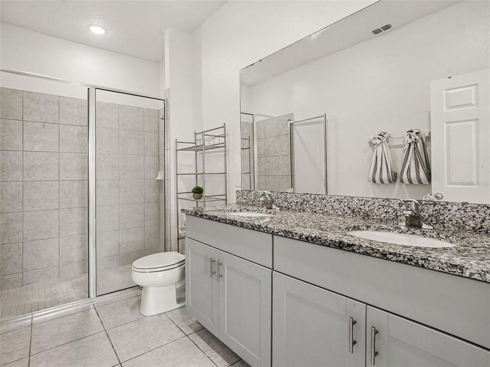 For Sale: $275,000 (4 beds, 3 baths, 1887 Square Feet)