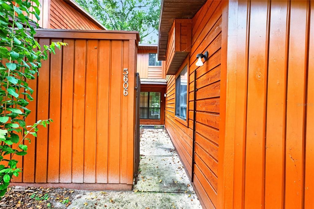 En Venta: $177,000 (3 camas, 3 baños, 1370 Pies cuadrados)
