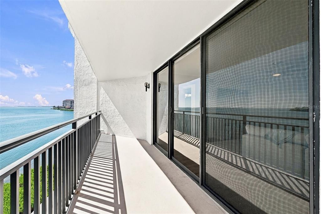 For Sale: $849,000 (3 beds, 3 baths, 1830 Square Feet)