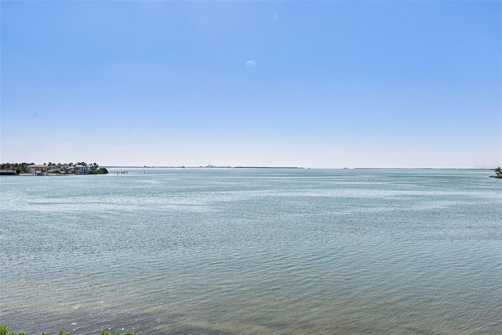 For Sale: $849,000 (3 beds, 3 baths, 1830 Square Feet)