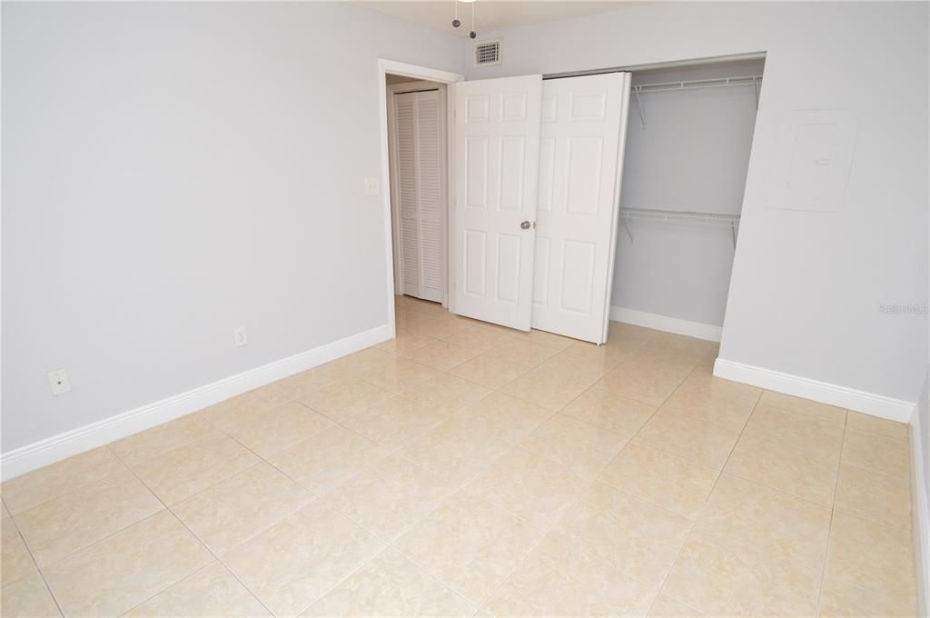 For Rent: $1,450 (1 beds, 1 baths, 822 Square Feet)