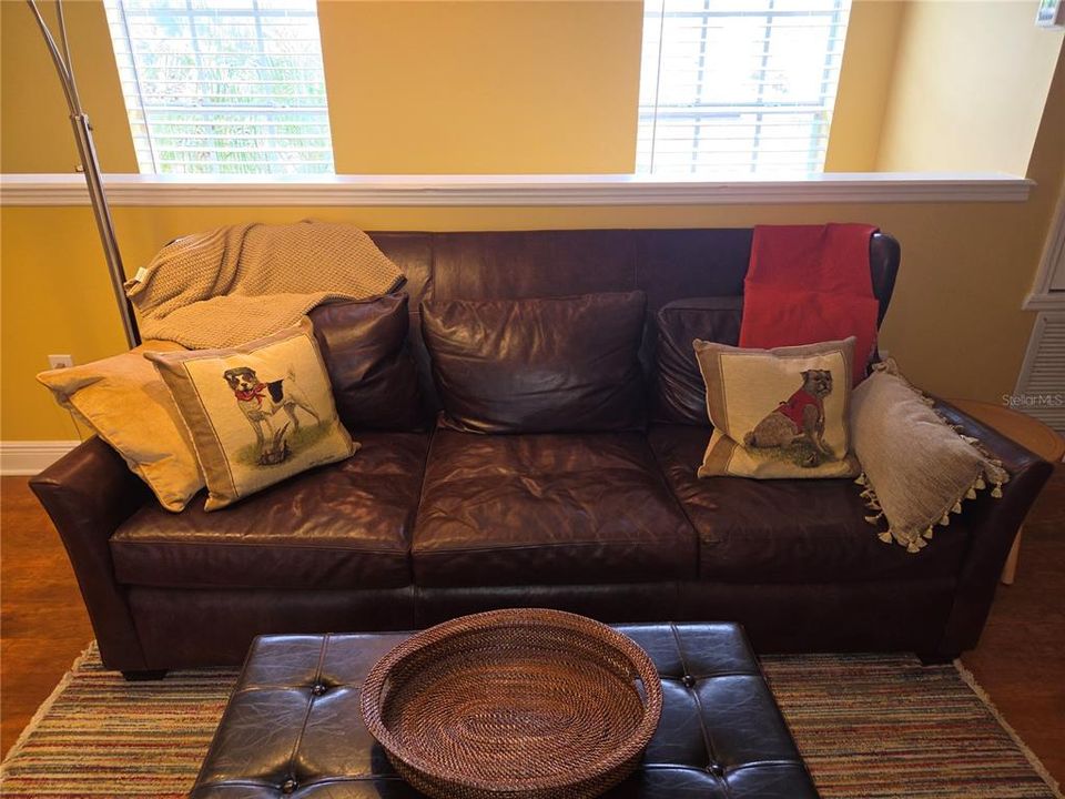 For Rent: $1,200 (0 beds, 1 baths, 440 Square Feet)