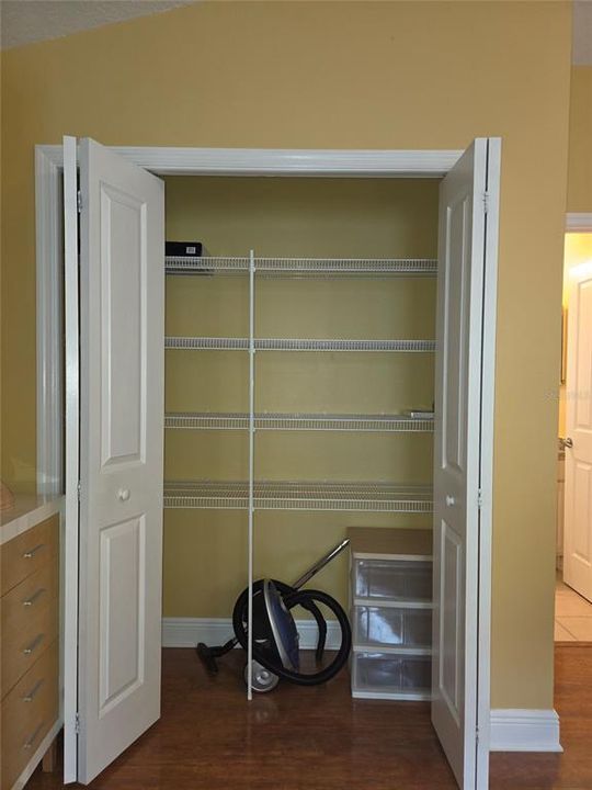 For Rent: $1,200 (0 beds, 1 baths, 440 Square Feet)