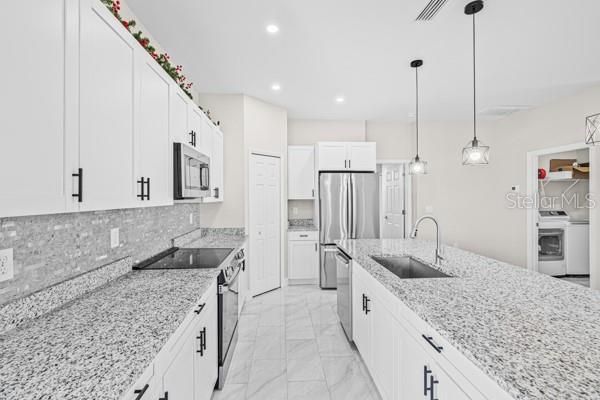 На продажу: $309,900 (3 спален, 2 ванн, 1344 Квадратных фут)