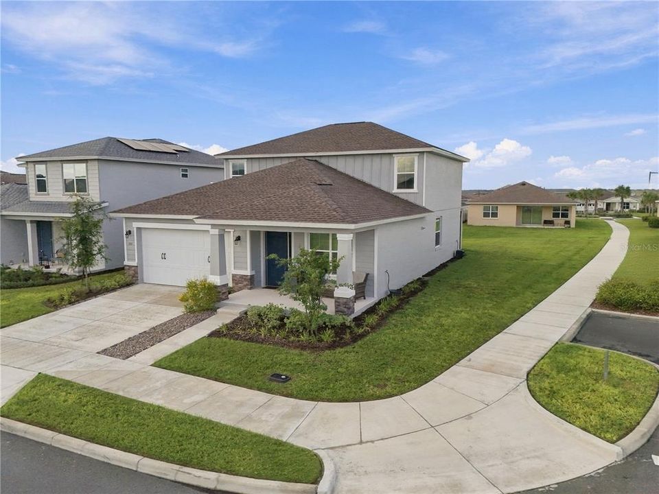 For Sale: $535,000 (4 beds, 2 baths, 2420 Square Feet)