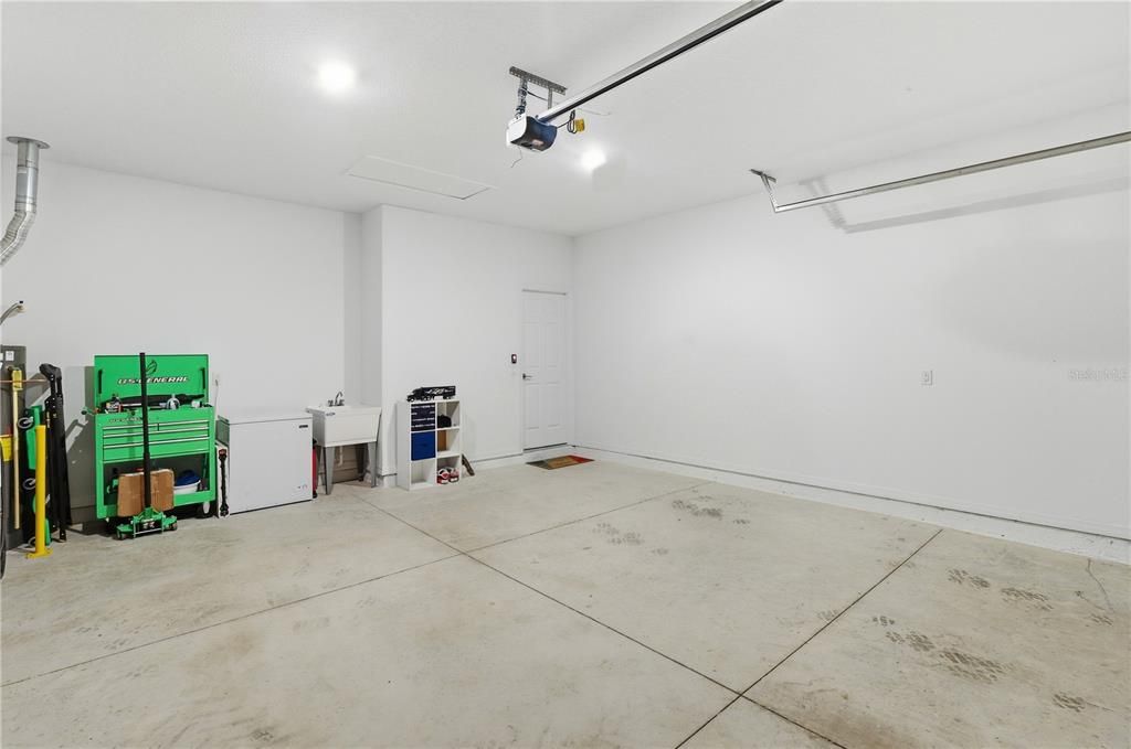 For Sale: $535,000 (4 beds, 2 baths, 2420 Square Feet)