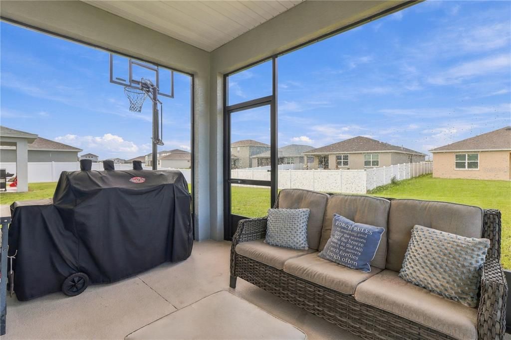 For Sale: $535,000 (4 beds, 2 baths, 2420 Square Feet)