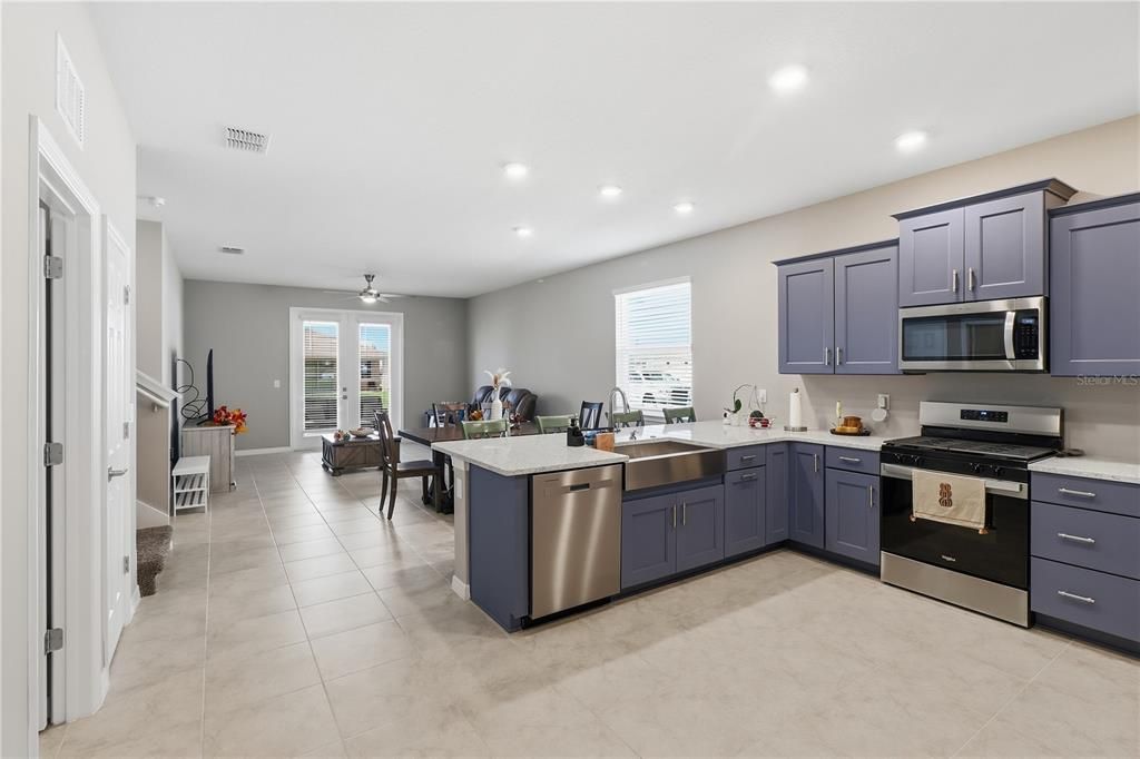 For Sale: $535,000 (4 beds, 2 baths, 2420 Square Feet)